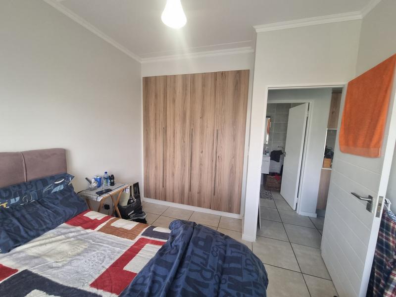 1 Bedroom Property for Sale in De Zicht Estate Western Cape